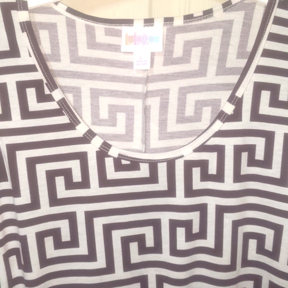 LuLaRoe Summer dress size L Plum & White